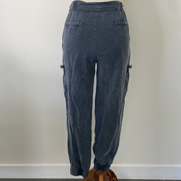 Young fabulous and Broke Natalie Cargo Pant in Charcoal size Large - Picture 3 of 5